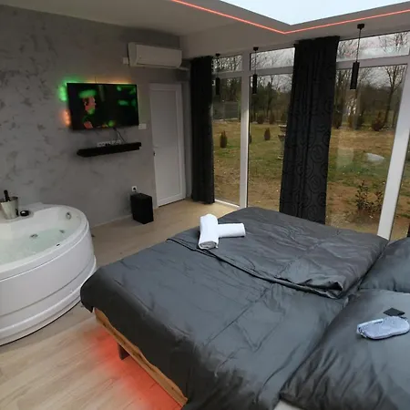 Prenociste Panorama * Subotica