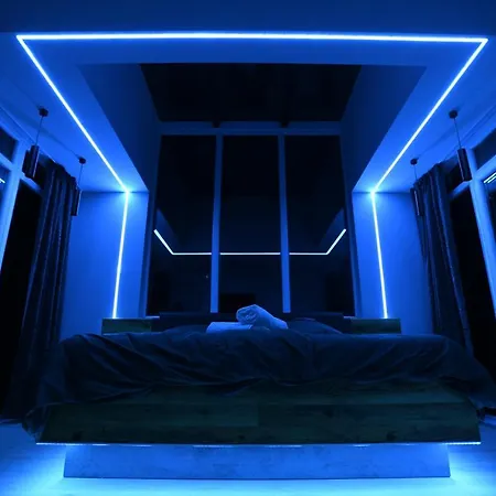 Prenociste Panorama سوبوتيتْسا