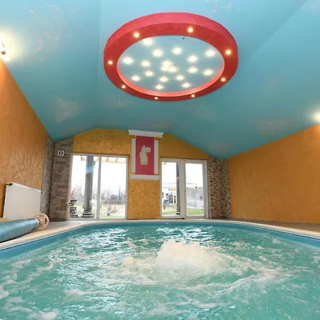 Prenociste Panorama * سوبوتيتْسا